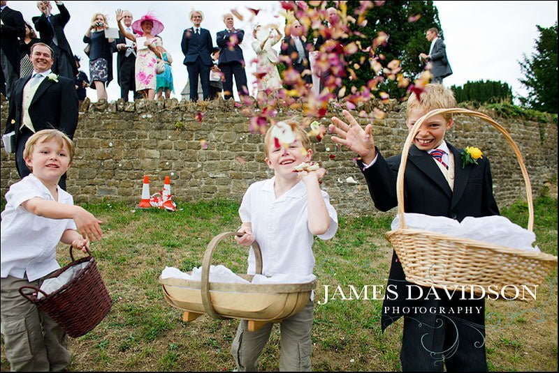 surrey wedding photographer 17 throwing confetti